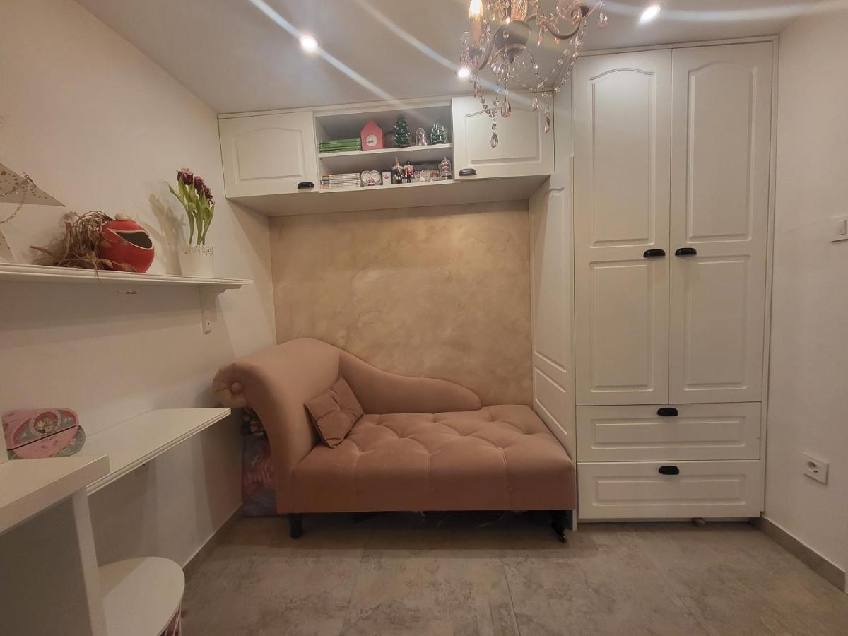 Vintage Apartment In The City Centre Old Town Любляна Экстерьер фото